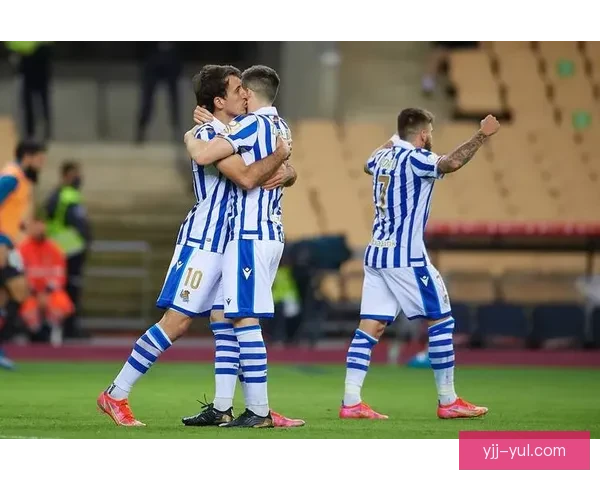 西甲：皇马3比2击败阿拉维斯